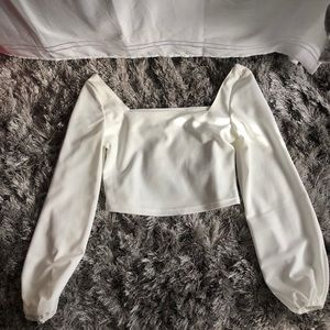 TOP! White, square neck crop top